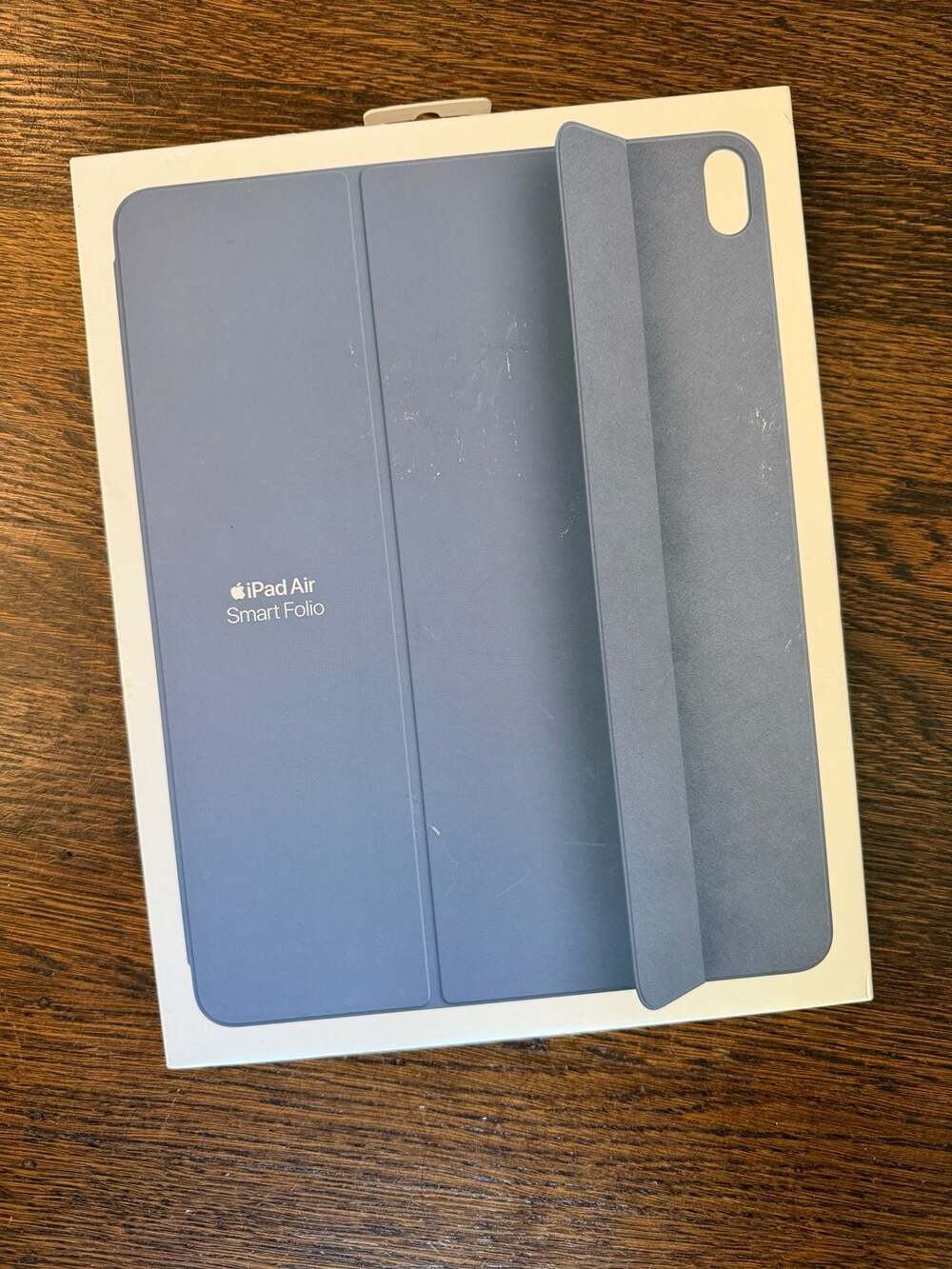 NIB Apple iPad Air Smart Folio Size 13-inch